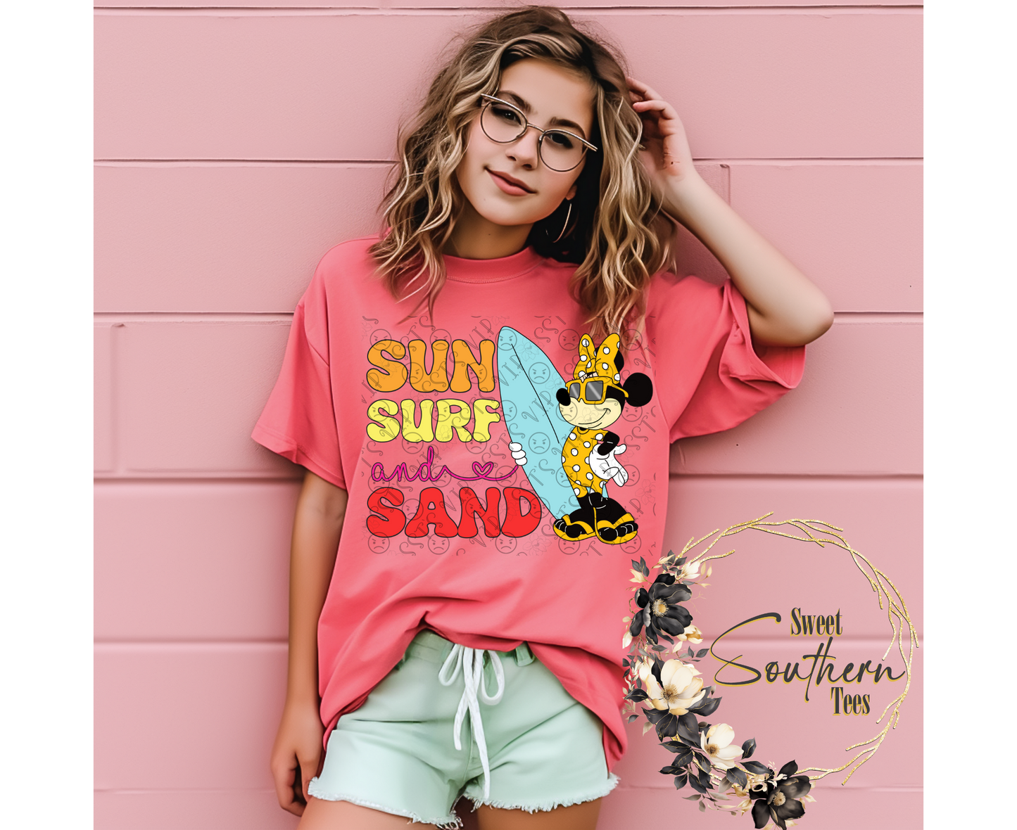 Minnie Mouse- Sun Sand and Surf